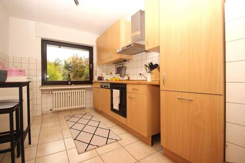 Die Küche mit Fenster ... - 