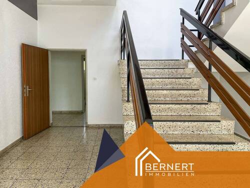 Treppenhaus Eingang Prod. Innenhof - 