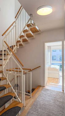 OG Treppe und Flur - 