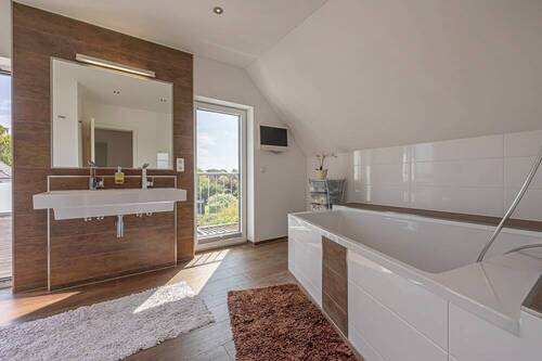 Eckbadewanne - 