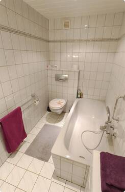 EG Wohnung 1 - Badezimmer - 