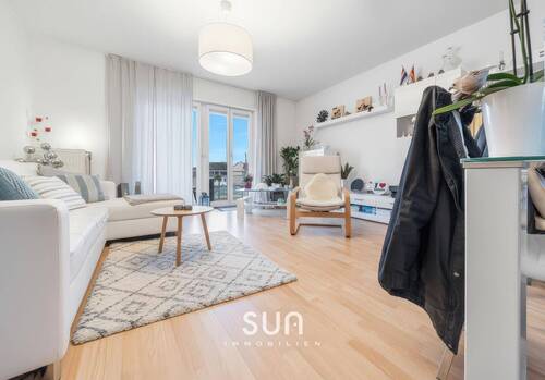 HELLES WOHNZIMMER - 2 Zimmer Etagenwohnung zum Kaufen in Frankfurt am Main