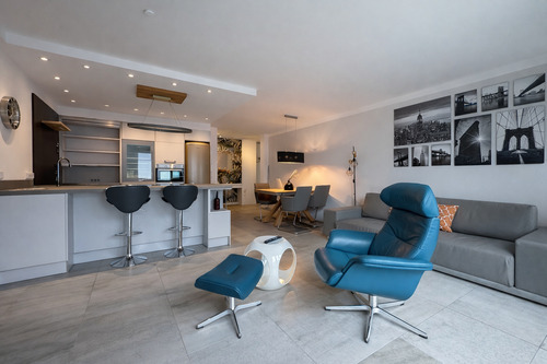 Wohn-/Ess- und Kochbereich - 3 Zimmer Etagenwohnung zum Kaufen in Bad Aibling