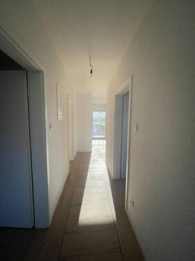 Eingangsbereich - 1 Zimmer Mehrfamilienhaus, Wohnhaus in Drebber