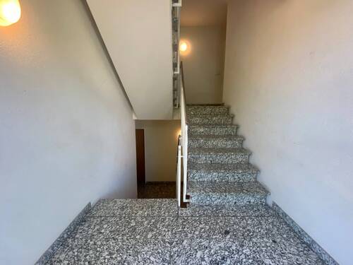 Treppenhaus - Etagenwohnung mit 51,40 m² in Leipzig zum Kaufen