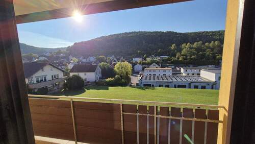 Ausblick Schlafzimmer - 4 Zimmer Etagenwohnung zur Miete in Bad Kissingen