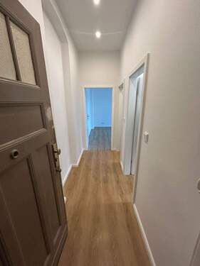 Flur - 1 Zimmer Etagenwohnung zur Miete in Berlin