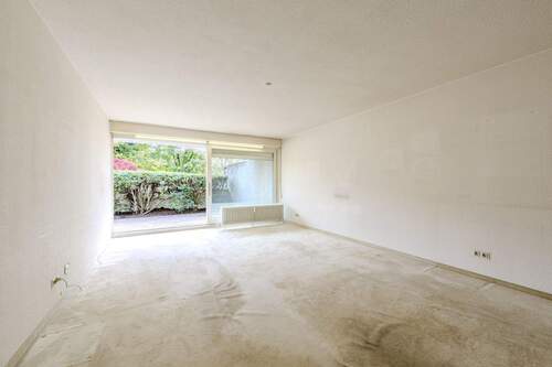 Großer Wohn-/ Essbereich - 2 Zimmer Etagenwohnung zum Kaufen in Stuttgart / Feuerbach