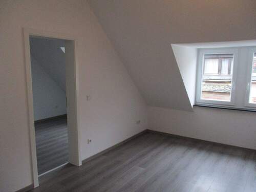 IMG_0073.JPG - Etagenwohnung mit 80,00 m&sup2; in Saarbrücken zur Miete