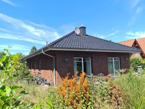 Außenansicht - Seniorengerechter Bungalow in Varel - Rallenbüschen