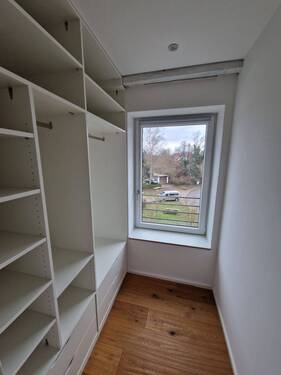 Ankleidebereich am Schlafzimmer - 