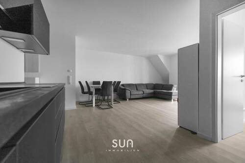 HELLER WOHN- UND ESSBEREICH - 2 Zimmer Etagenwohnung in Obertshausen