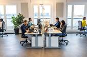 Fester Schreibtisch im Coworkingspace - 