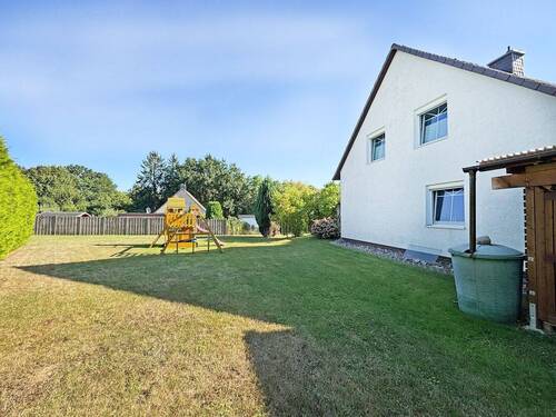 Bild 3 - 6 Zimmer Einfamilienhaus in Hessisch Oldendorf