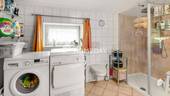 EG Badezimmer 1 2 - 