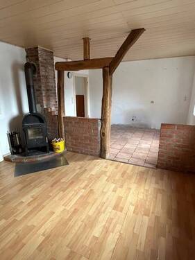 Wohn-Esszimmer - 1-2 Familienhaus mit angebauter Scheune in Mademühlen gelegen