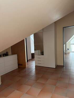 Wohnzimmer - 2 Zimmer Etagenwohnung in Remscheid