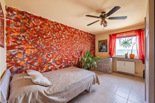 Schlafzimmer - Etagenwohnung mit 80,30 m&sup2; in Fürth zum Kaufen