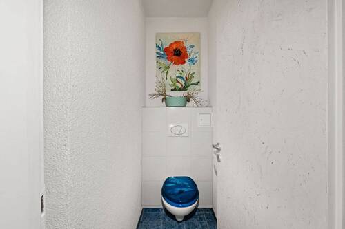 WC - 