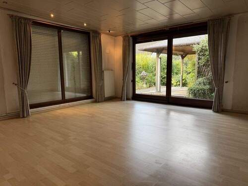 EG Zimmer - Doppelhaushälfte mit 84,00 m² in Bad Bramstedt zum Kaufen