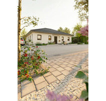 Der Bungalow mit der charmanten Form in Gleichen - ausgefallen und praktisch
