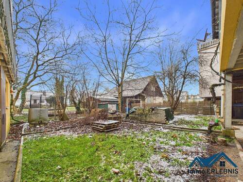 Großer eigener Gartenanteil! - 