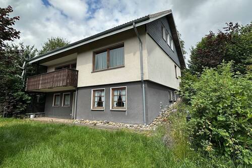 Anicht von der Straße - 5 Zimmer Einfamilienhaus zum Kaufen in Erndtebrück