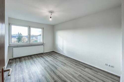 Wohnzimmer - 2 Zimmer Etagenwohnung zur Miete in Bochum