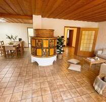 Waldrandlage in Nürnberg-Fischbach – 173 m², Einliegerwohnung, 1.032 m² Grundstück mit direktem Waldzugang