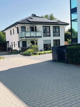 Außenansicht - Eigenständige Wohnung mit 50% Hausanteil