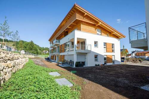 Objektansicht - Moderne 3-Zimmer Wohnung im 1. Obergeschoss in Peiting (KfW 55-Bauweise)