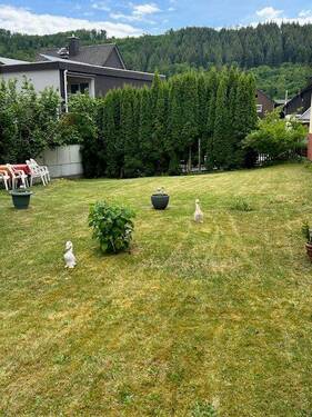 B4 Garten.jpg - Mehrfamilienhaus, Wohnhaus mit 80,00 m&sup2; in Dillenburg zum Kaufen