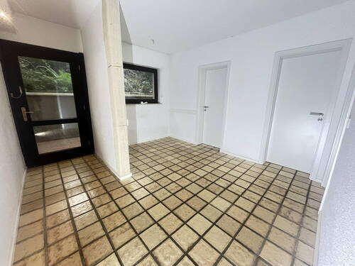Eingangsbereich + Essecke - 2 Zimmer Etagenwohnung zur Miete in Paderborn