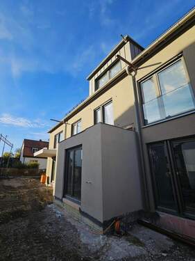 Außenansicht 2 - 3 Zimmer Terrassenwohnung zur Miete in Dachau
