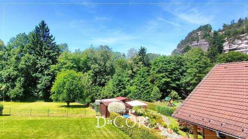 Blick auf den Berg Oybin - 