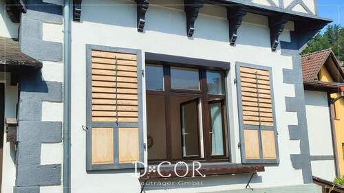 Klappläden - 1 Zimmer Mehrfamilienhaus, Wohnhaus in Oybin