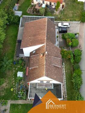 Luftansicht - 1 Zimmer Mehrfamilienhaus, Wohnhaus in Altenkunstadt