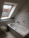 Badezimmer mit Badewanne - 