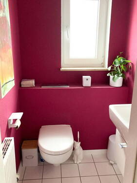 Gästetoilette - 5 Zimmer Reihenendhaus in Neulußheim