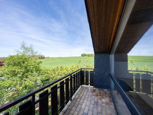 Ausblick Balkon - 9 Zimmer Einfamilienhaus zum Kaufen in Dielheim
