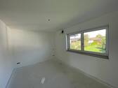 Schlafzimmer Reihenmittelhaus.jpg - 