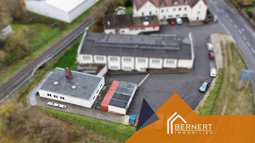 Luftaufnahme - Halle zum Kaufen in Rödental