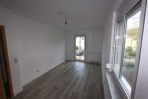 Bild 3 - 5 Zimmer Reihenendhaus in Frankfurt