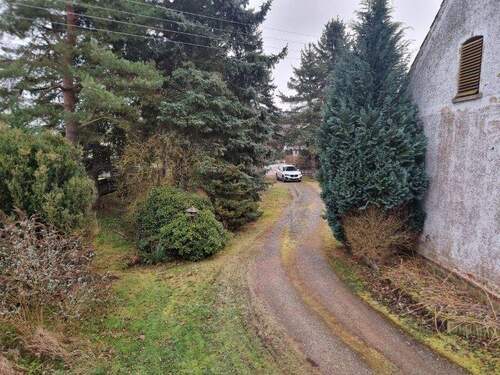 Zufahrt - Bauernhaus, Landhaus mit 170,00 m&sup2; in Werdau zum Kaufen