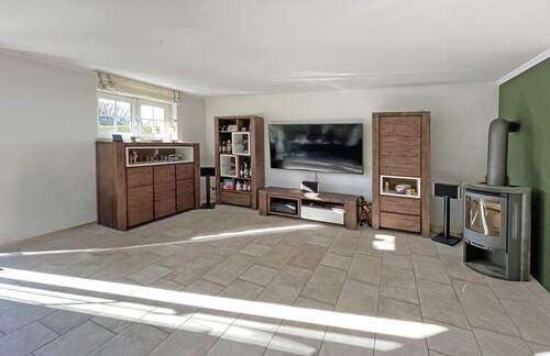 Wohnzimmer - Doppelhaushälfte mit 101,30 m&sup2; in Hamburg zum Kaufen