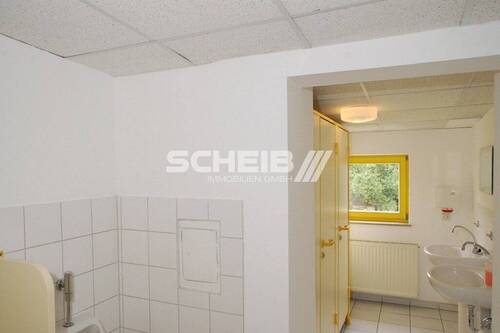 Sanitäre Anlagen vorhanden - 