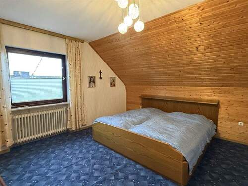 Schlafzimmer DG - 