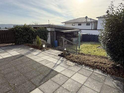 Terrasse mit Garten - 