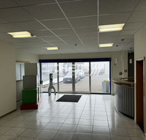 Viel Platz auf 2 Büroetagen mit Stellplätzen - Ilshofen Eckartshausen