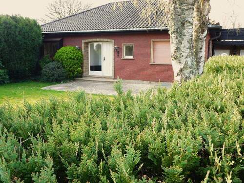 01 Vorderseite.JPG - IMMOBILIEN LONNY** Wo Charme auf Panorama trifft – Ihr Logenplatz zum Gestalten und Genießen